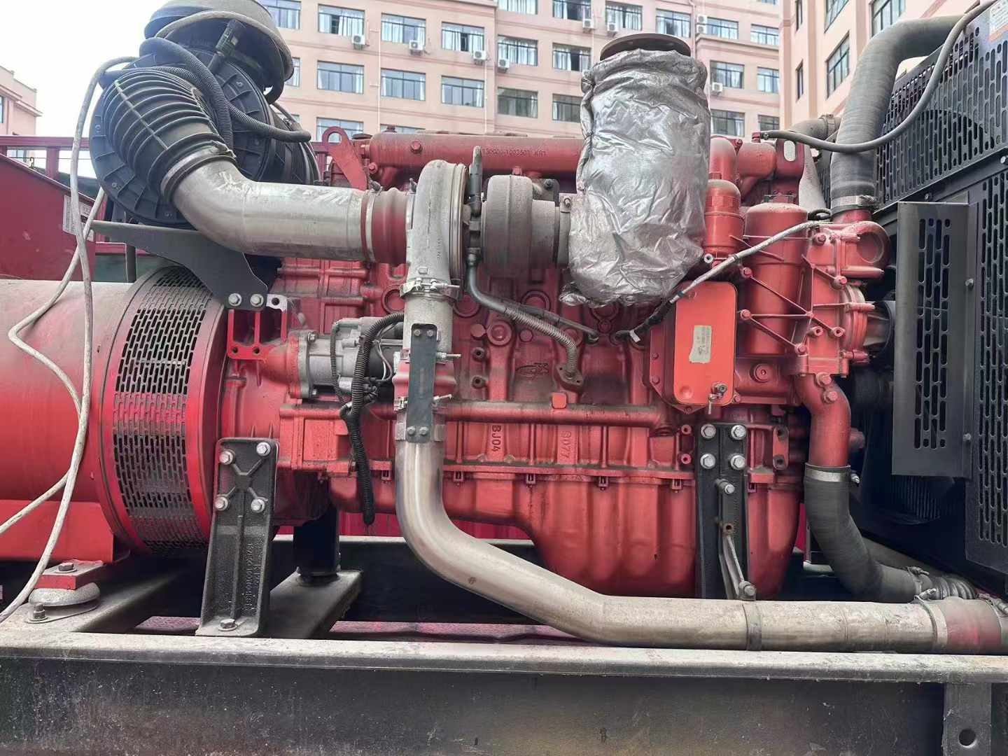 柳州如何选择适合 600kW 柴油发电机组的过载保护器？